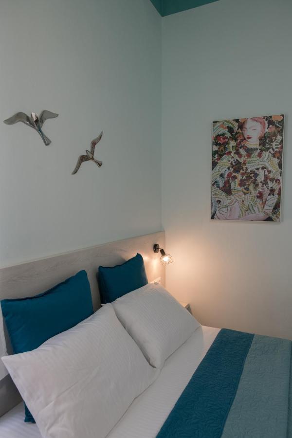 The Blue Apartment In The Heart Of Heraklion Exterior foto