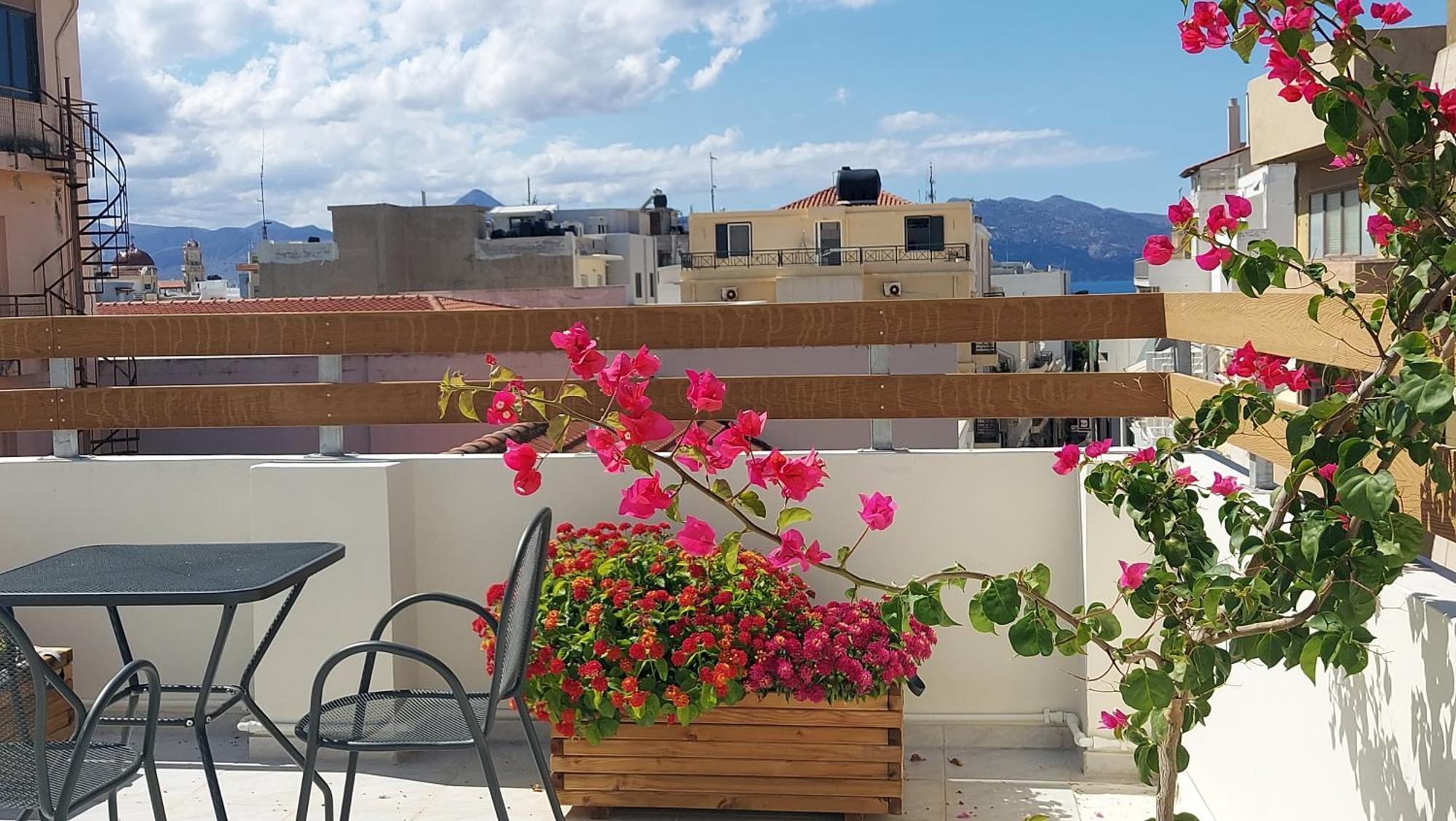 The Blue Apartment In The Heart Of Heraklion Exterior foto